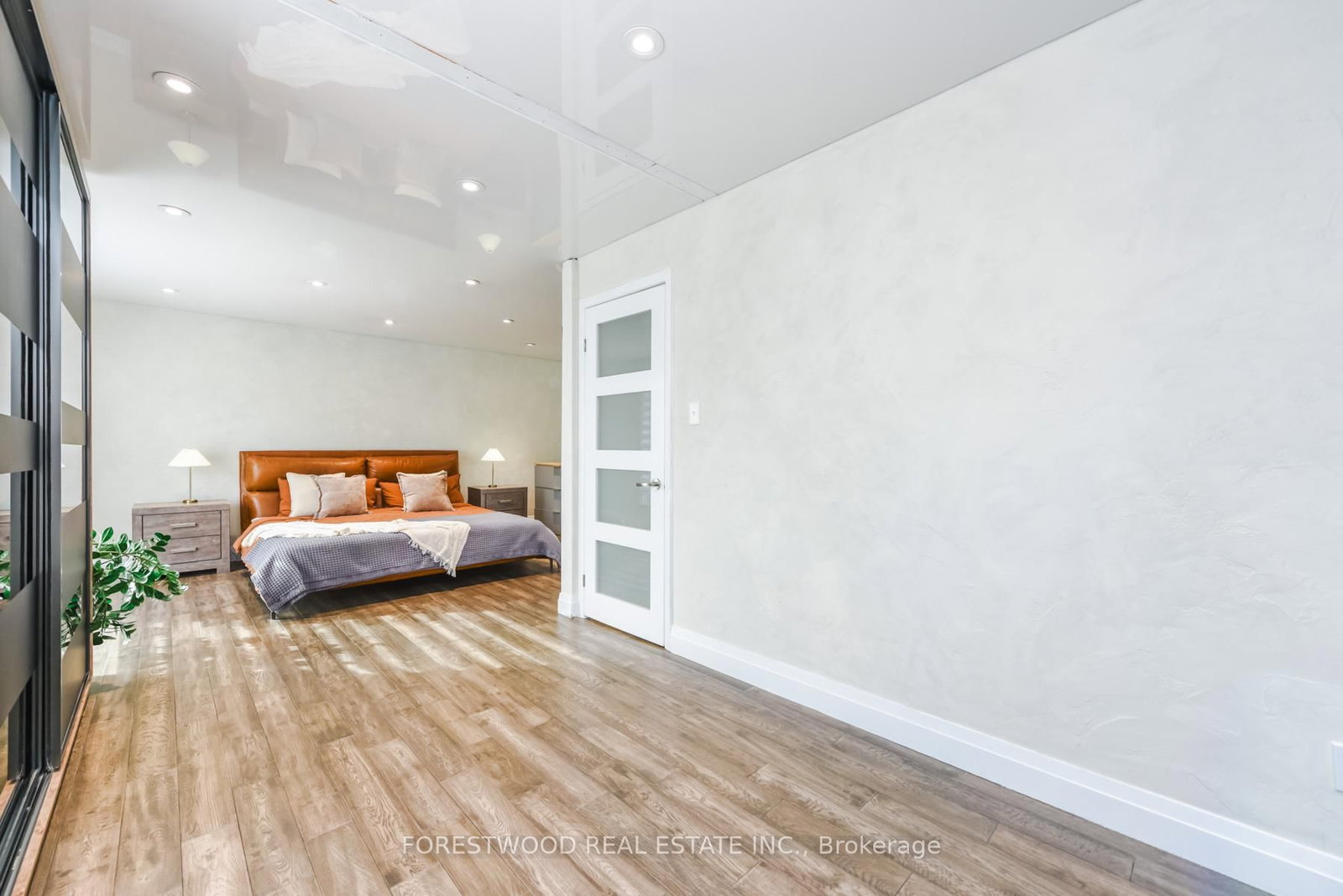 1690 Saltdene Terrace - Photo 21