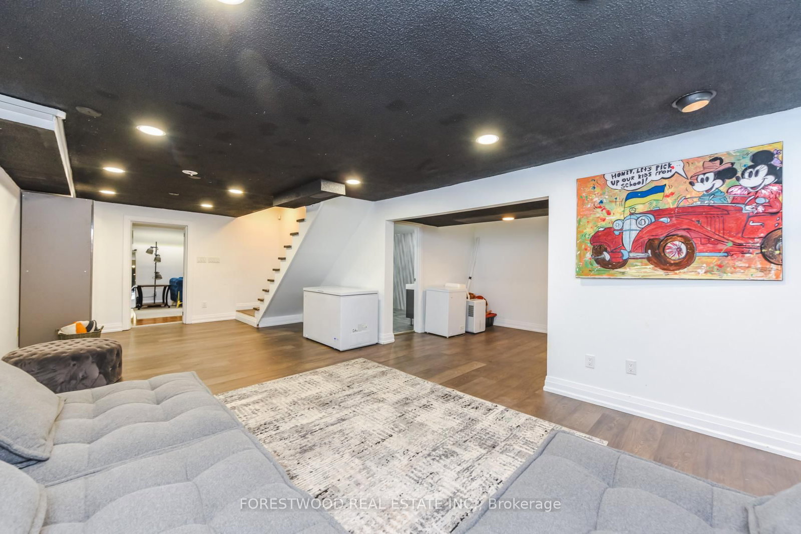 1690 Saltdene Terrace - Photo 44