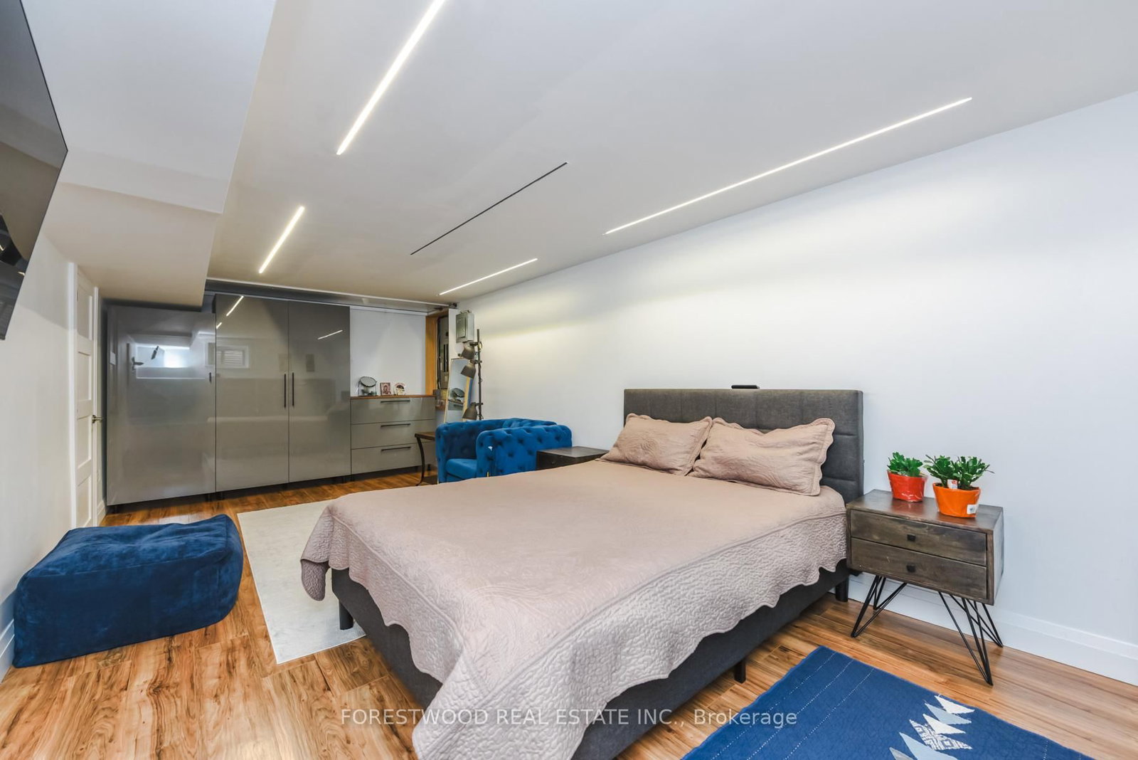 1690 Saltdene Terrace - Photo 46