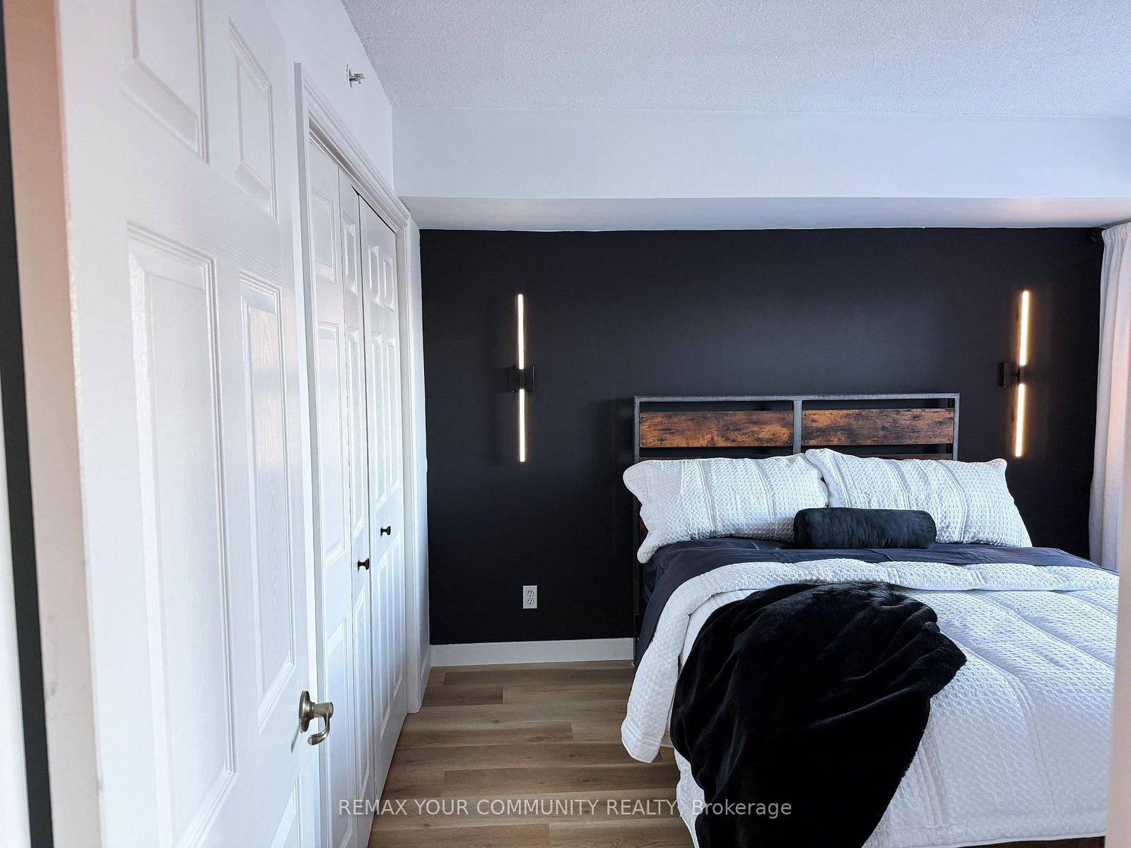 1800 Walker's Line, Unit 210 - Photo 10