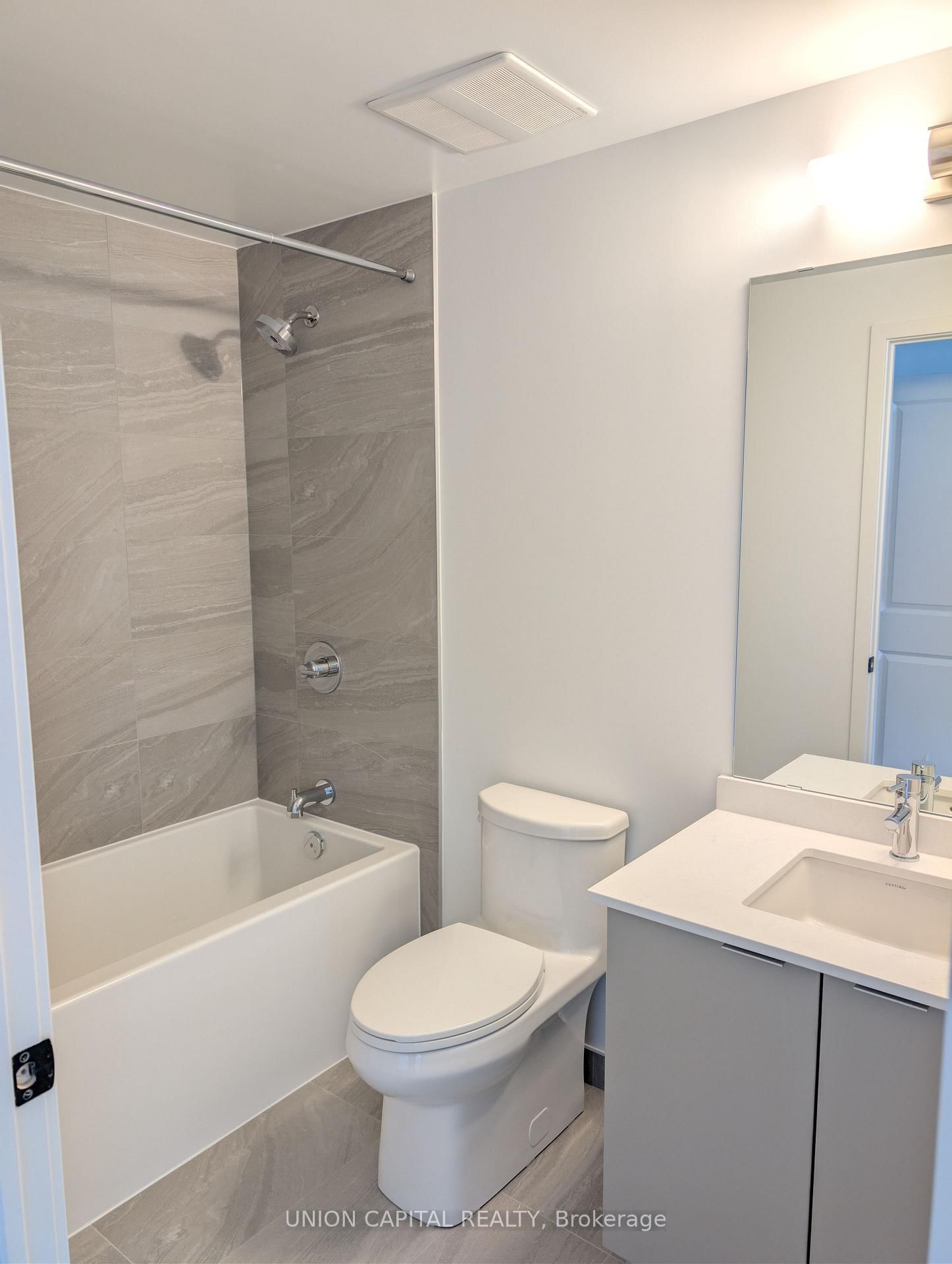 2075 Lakeshore Road, Unit 801 - Photo 15