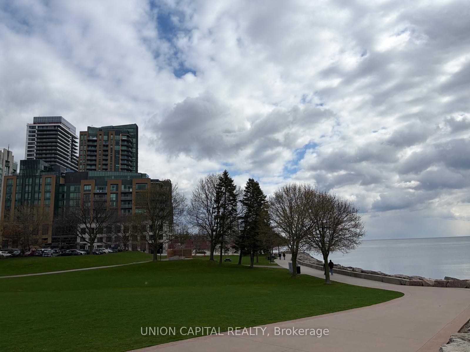 2075 Lakeshore Road, Unit 801 - Photo 30