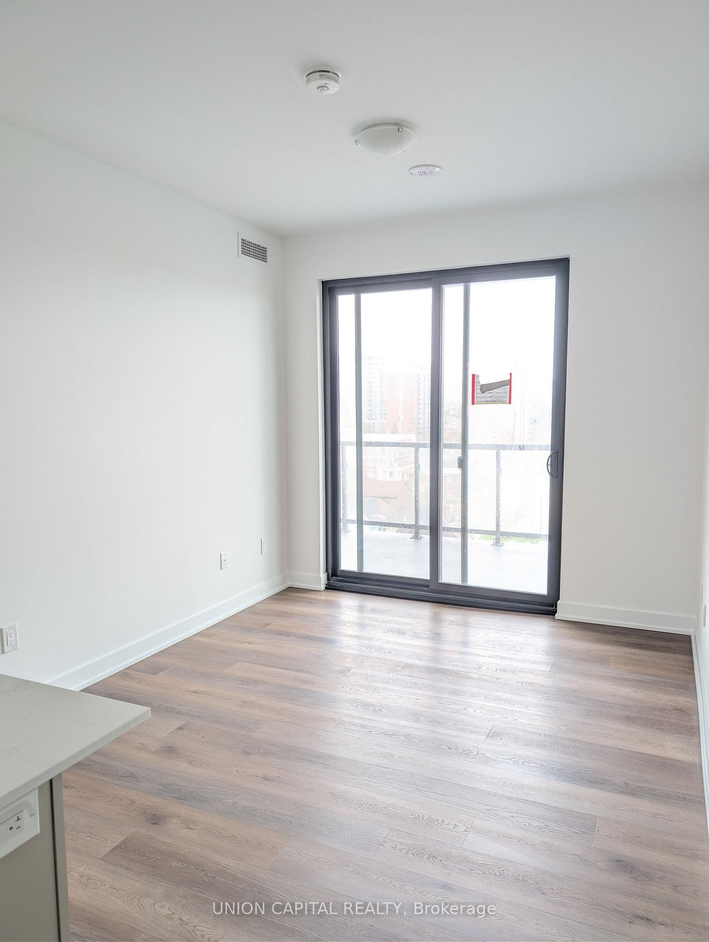 2075 Lakeshore Road, Unit 801 - Photo 6