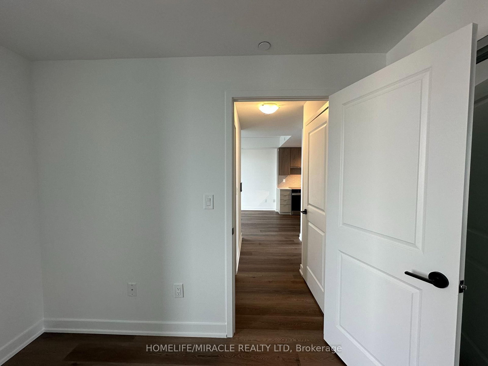 2075 Lakeshore Road, Unit 603 - Photo 15