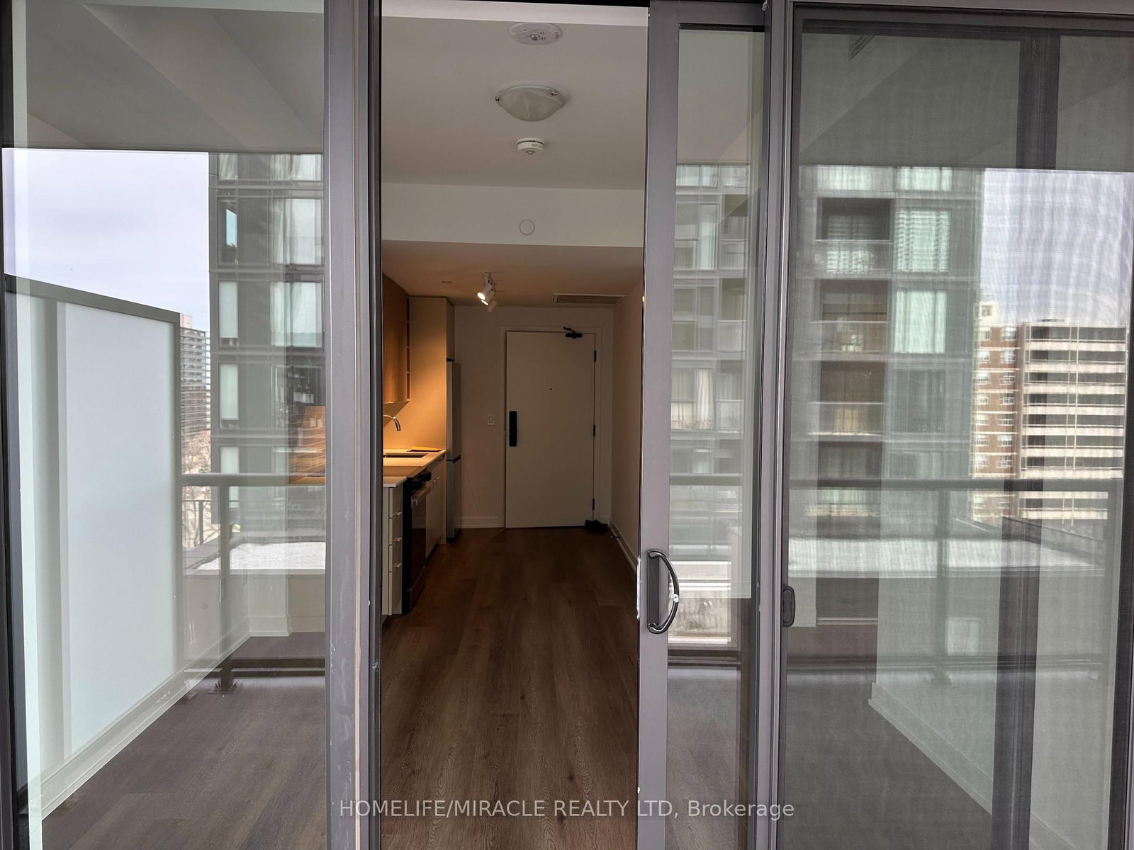 2075 Lakeshore Road, Unit 603 - Photo 5