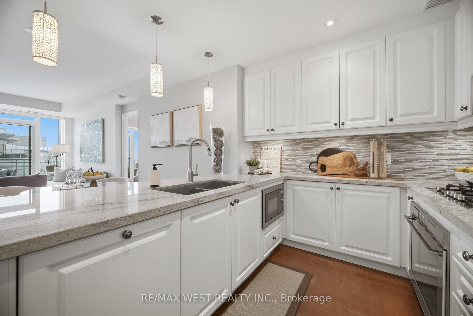 3500 Lakeshore Road W, Unit 825 - Photo 11