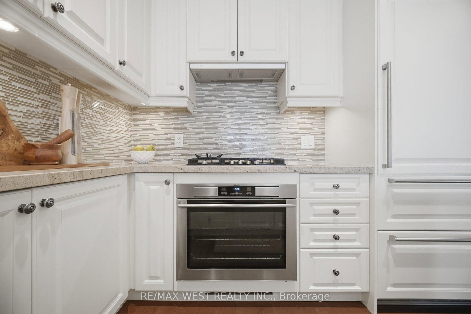 3500 Lakeshore Road W, Unit 825 - Photo 13