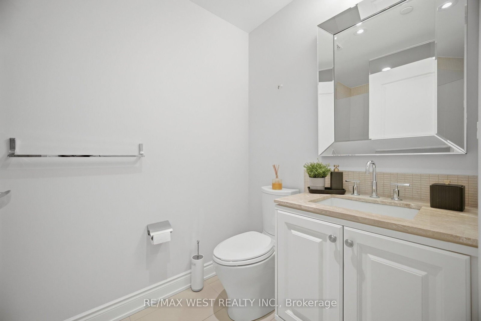 3500 Lakeshore Road W, Unit 825 - Photo 26