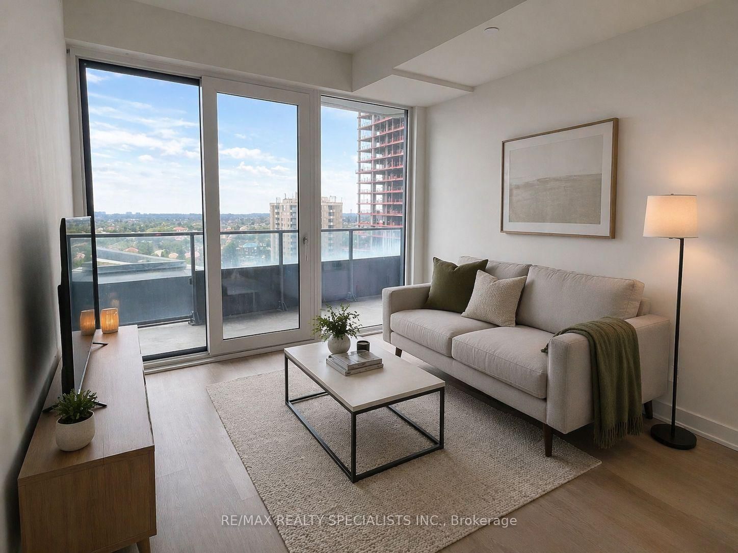 448 Burnhamthorpe Road W, Unit 907 - Photo 3