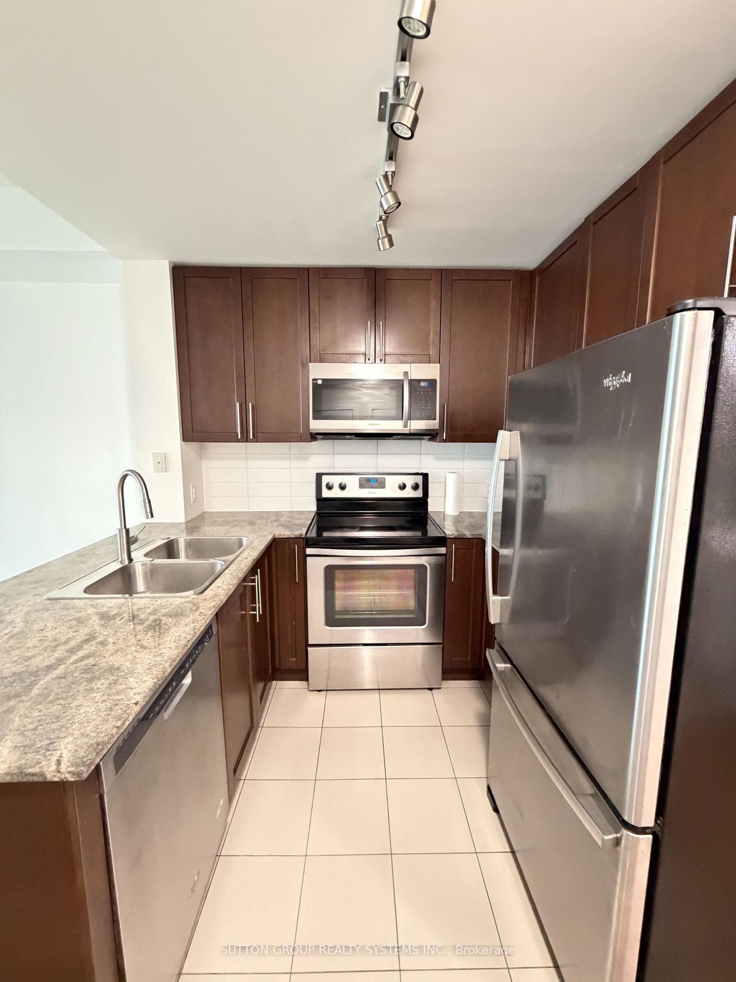 3985 Grand Park Drive, Unit 2301 - Photo 4