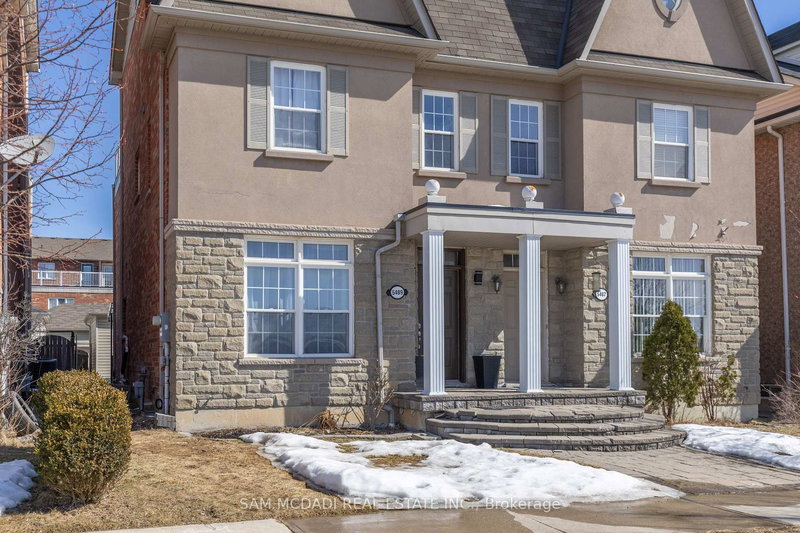 5489 Festival Dr, Mississauga, L5M 0G6 | Image 2