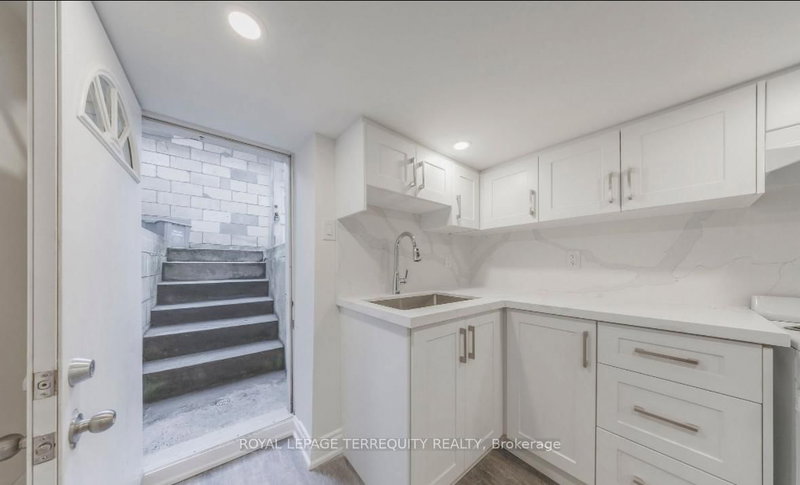 home for lease on Bsmt-185 Laughton Avenue