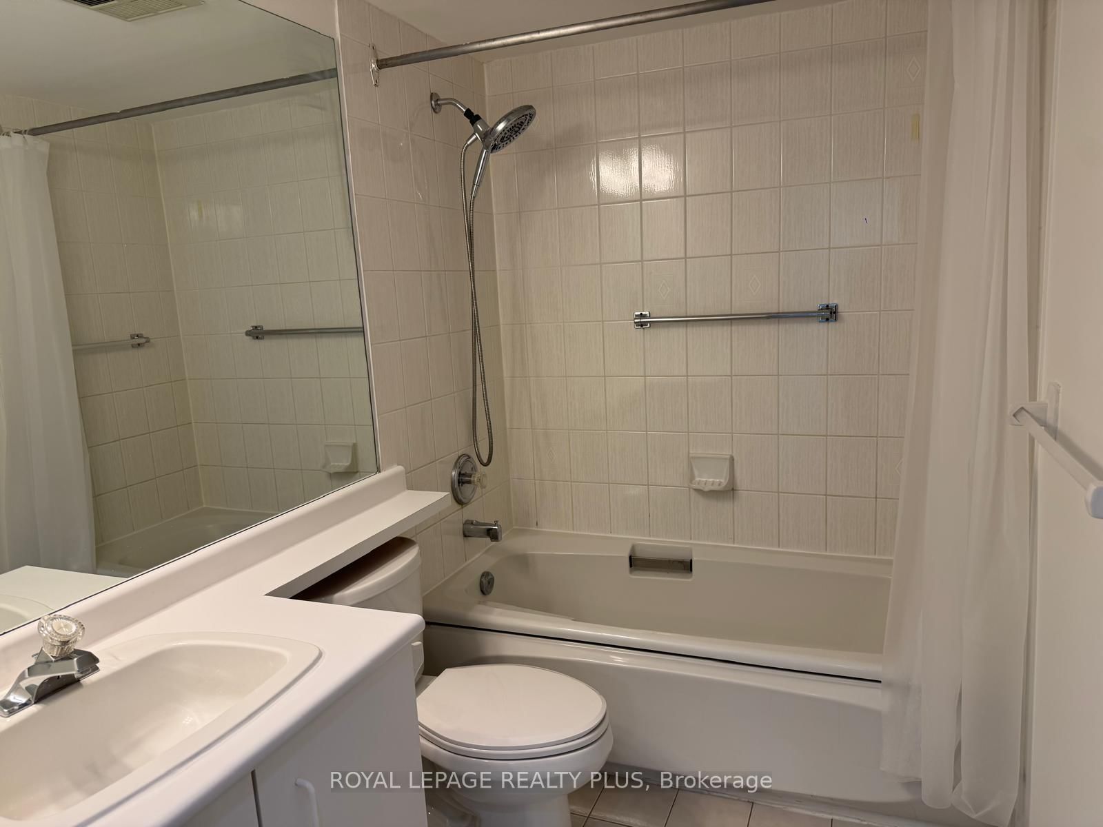 2155 Burnhamthorpe Road W, Unit 1808 - Photo 11