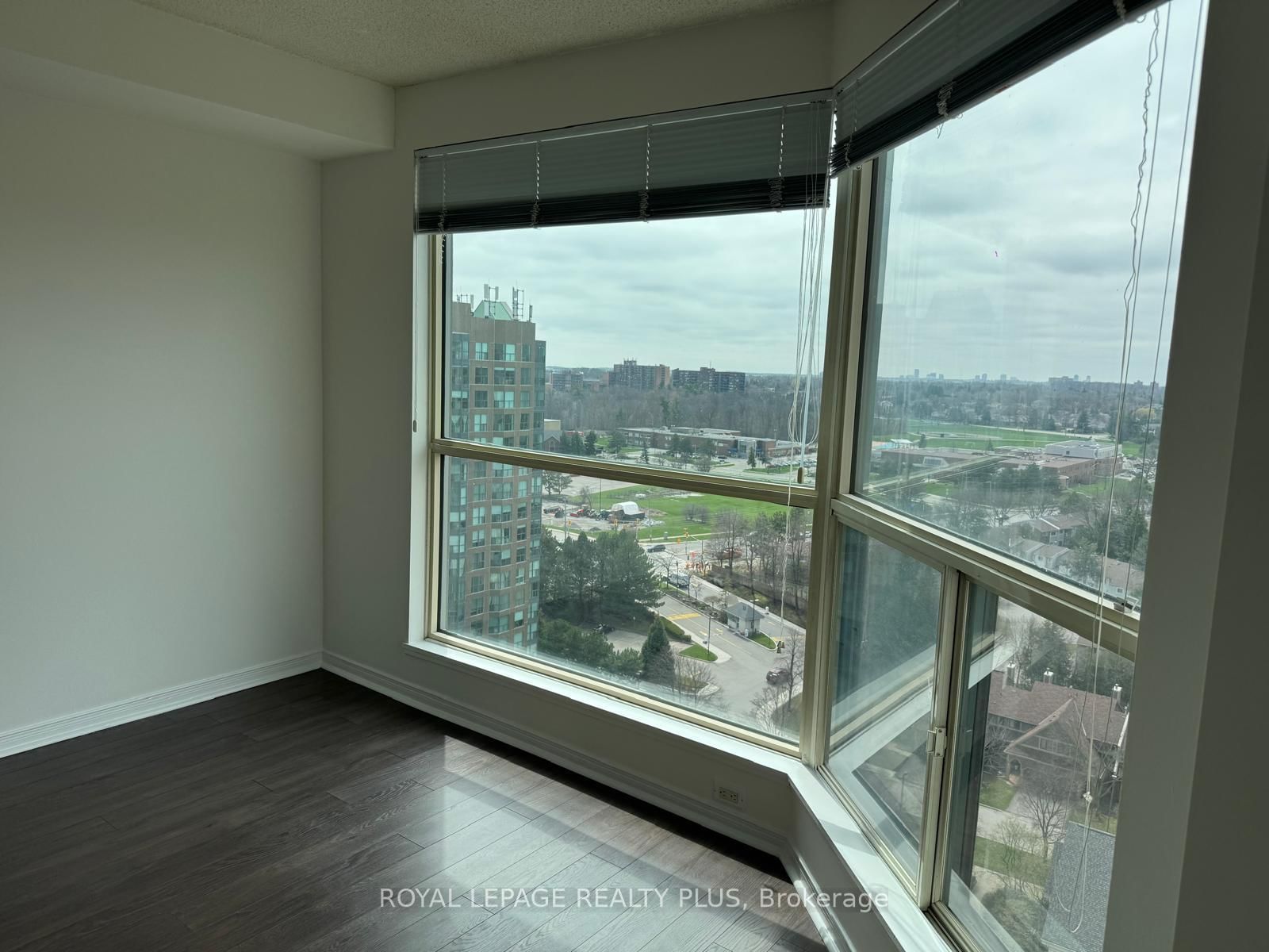2155 Burnhamthorpe Road W, Unit 1808 - Photo 16