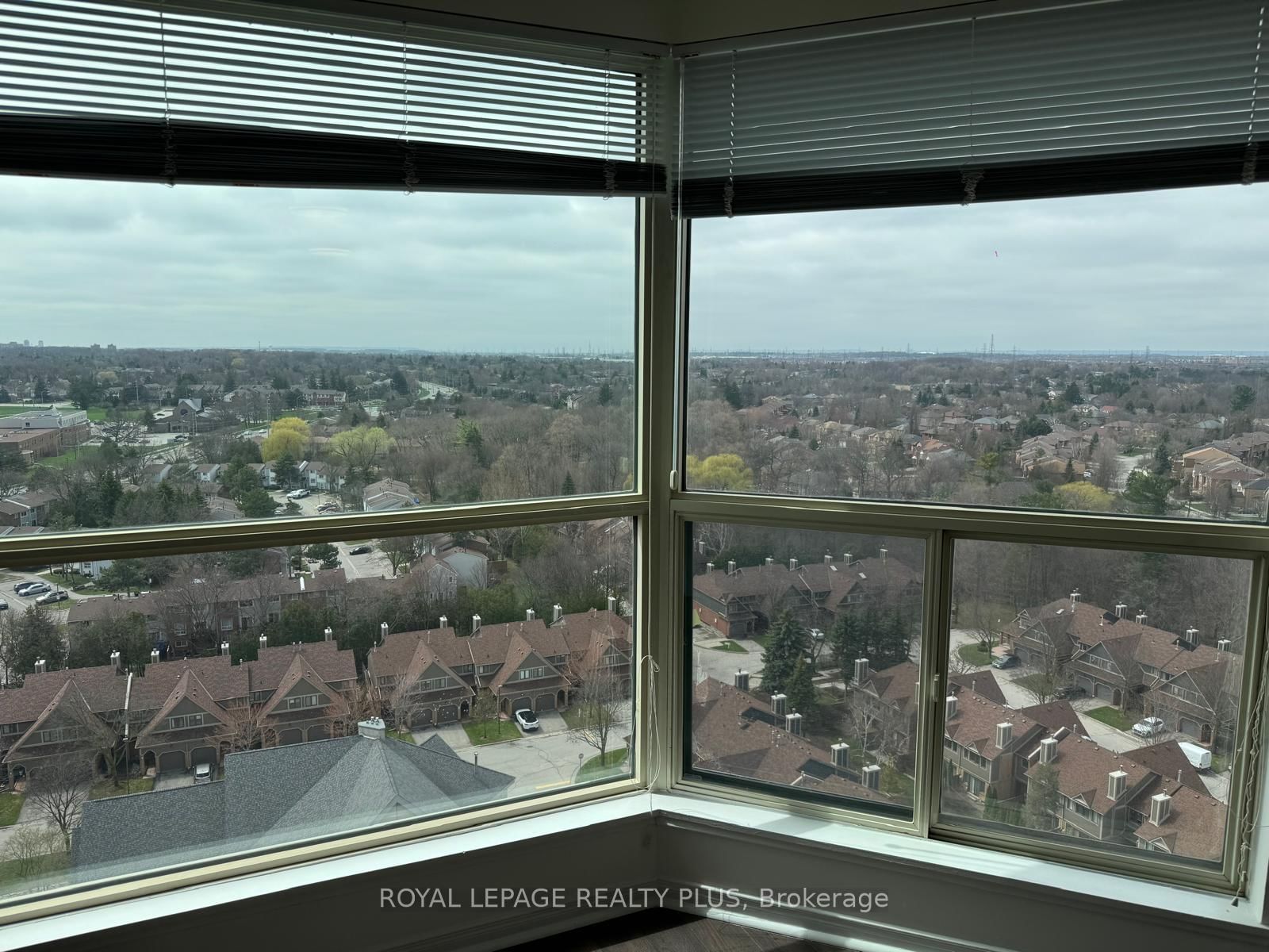 2155 Burnhamthorpe Road W, Unit 1808 - Photo 20