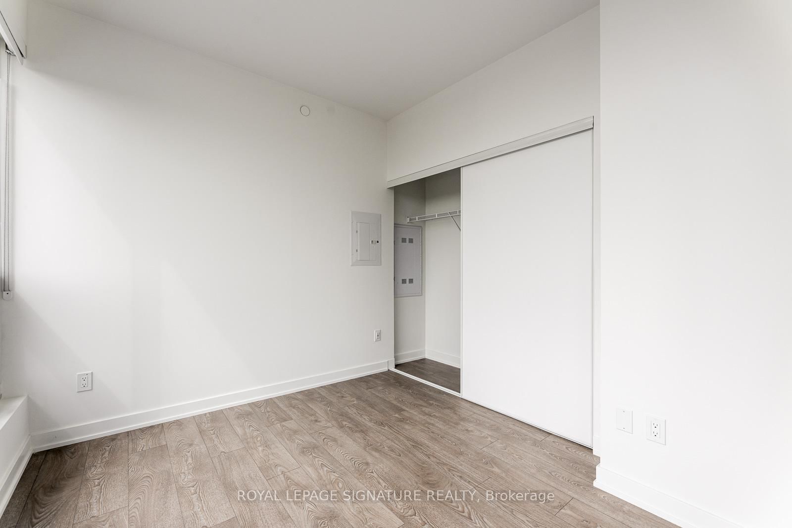 28 Ann Street, Unit 916 - Photo 13
