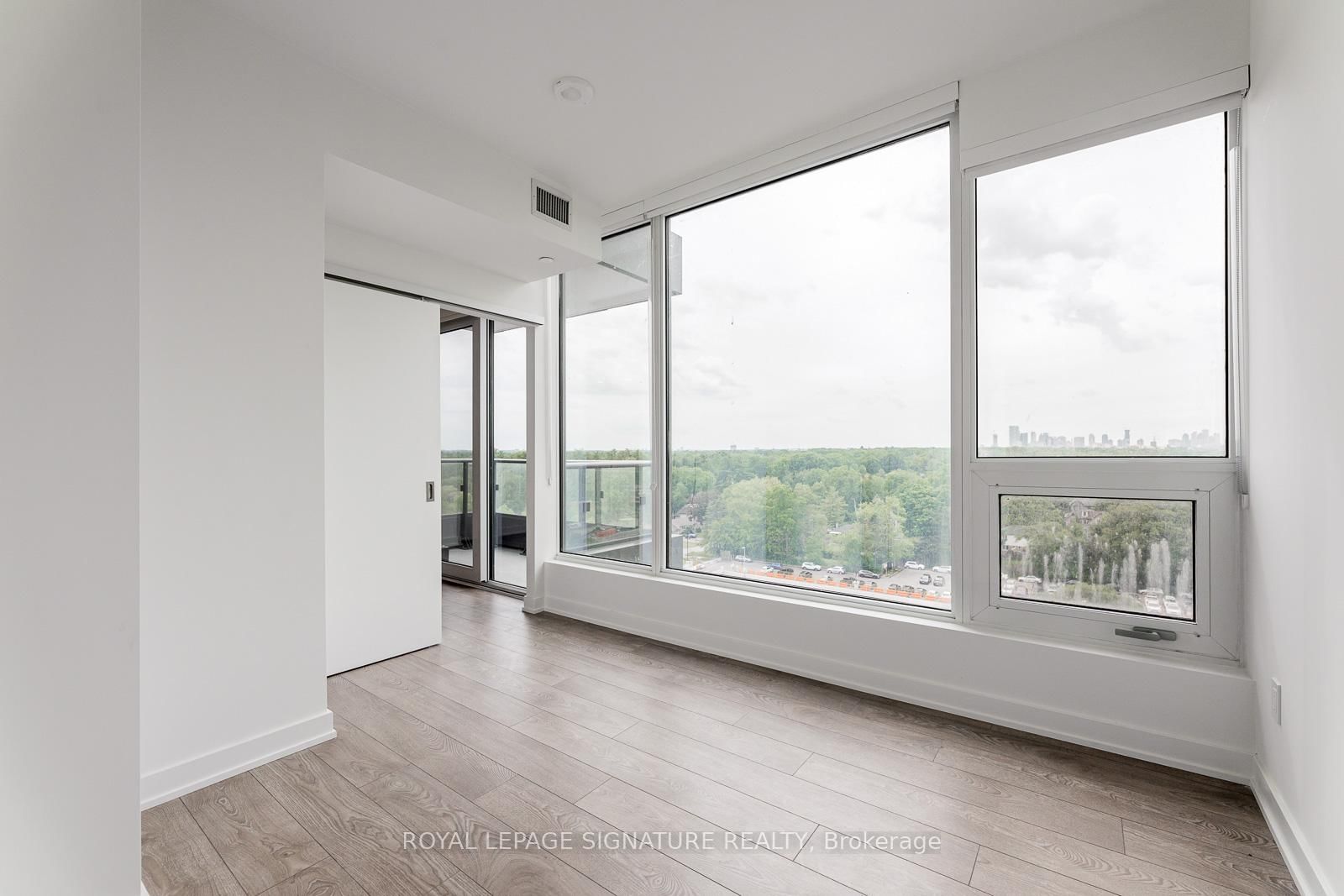 28 Ann Street, Unit 916 - Photo 14