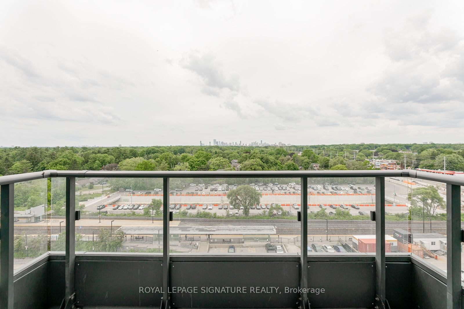 28 Ann Street, Unit 916 - Photo 16