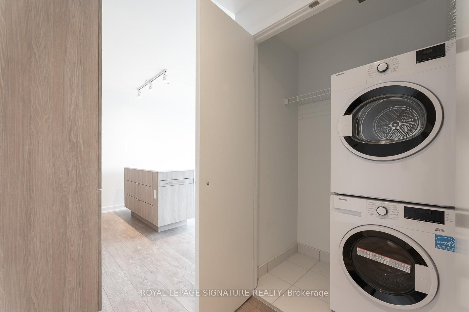 28 Ann Street, Unit 916 - Photo 4