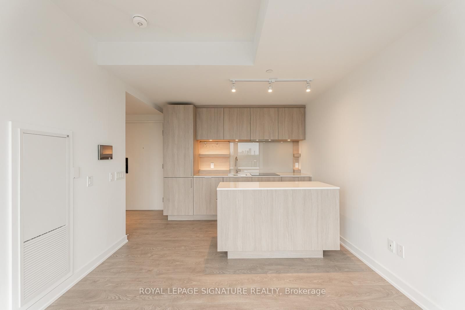 28 Ann Street, Unit 916 - Photo 7