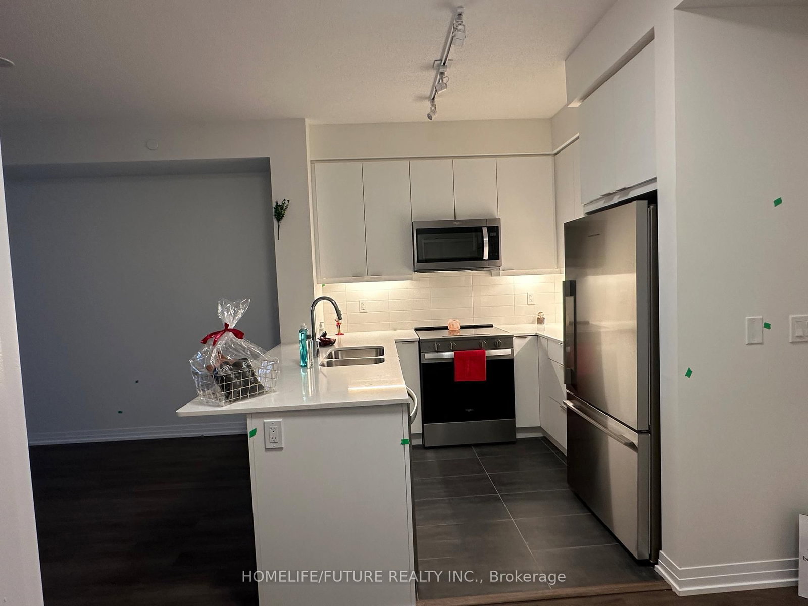 15 Watergarden Drive, Unit 315 - Photo 4