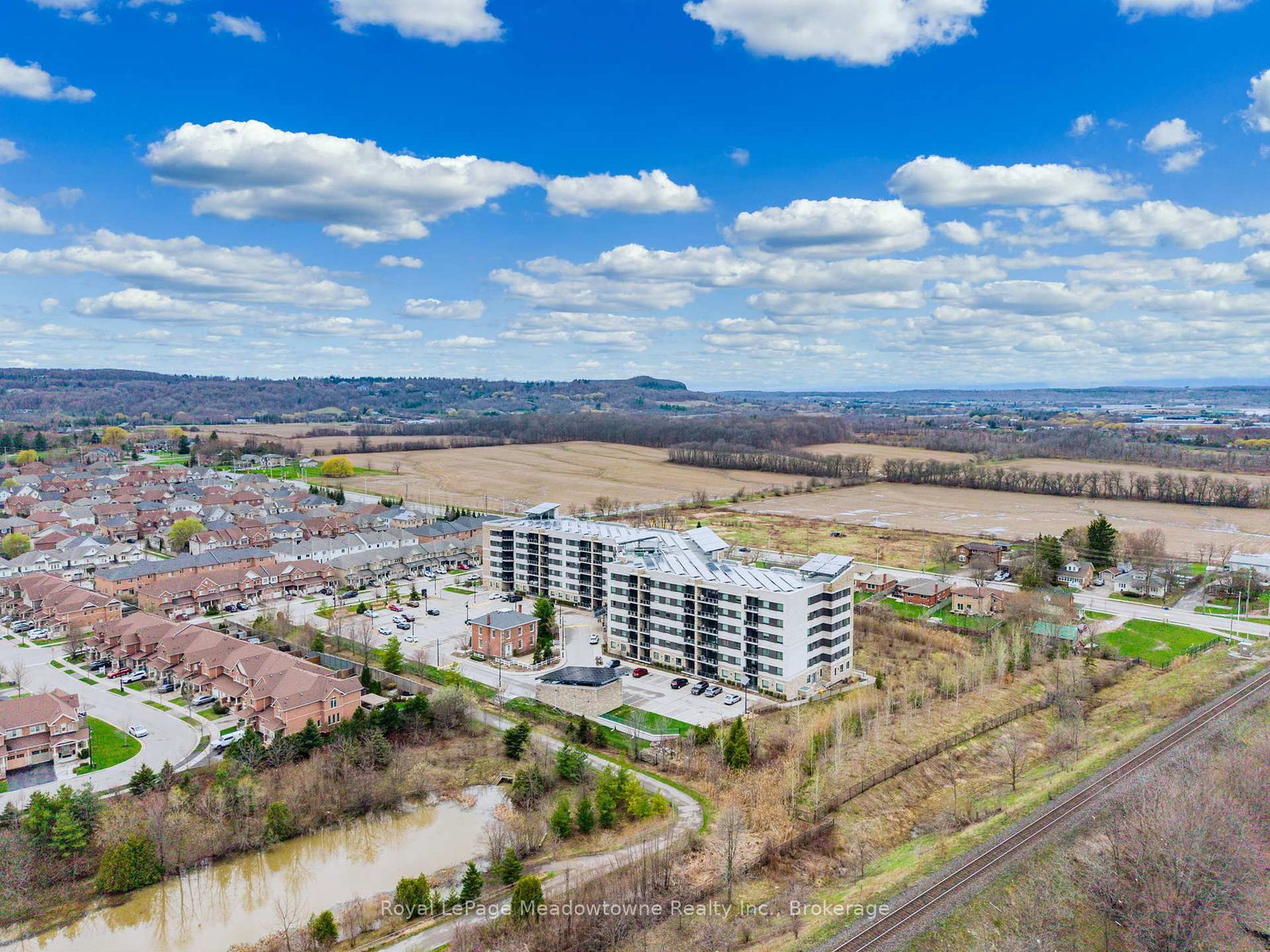 33 Whitmer Street, Unit 109 - Photo 27