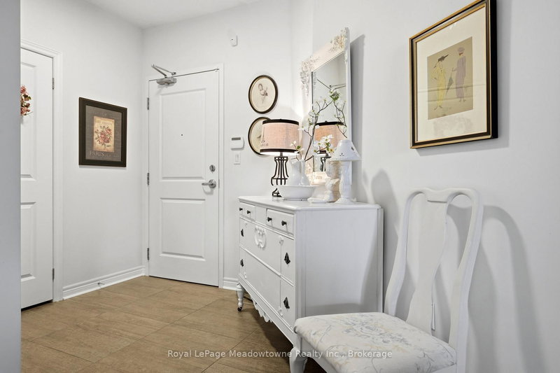 109 - 33 Whitmer St, Milton, L9T 8P9 | Image 3