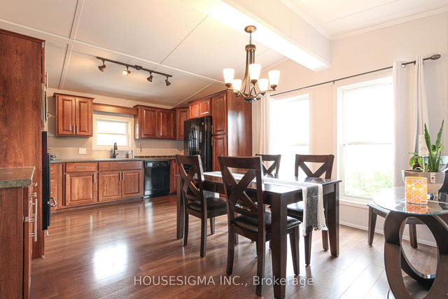 4449 Milburough - 5 Tamarac Line