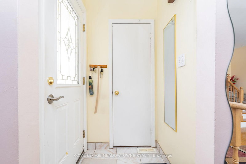 19 - 61 Ardglen Dr, Brampton, L6W 1V1 | Image 3