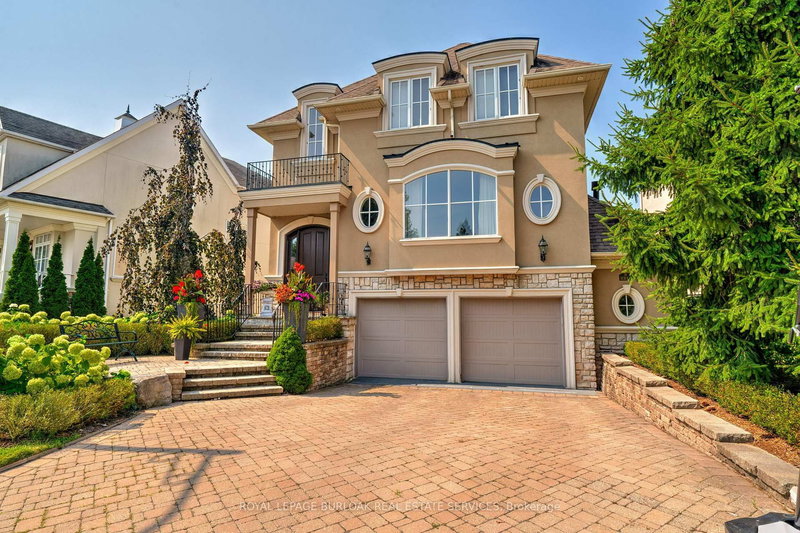2214 Hampstead Rd, Oakville, L6H 6Y9 | Image 2