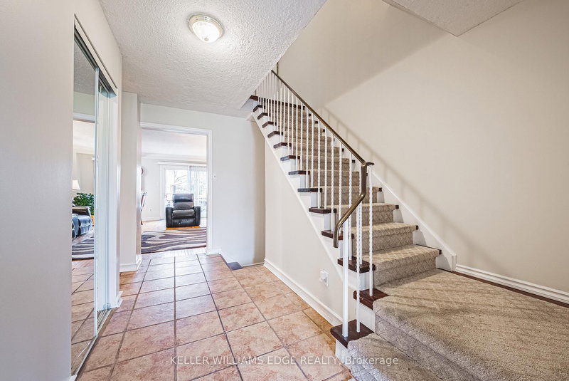 60 - 1576 Newlands Cres, Burlington, L7M 1V6 | Image 3