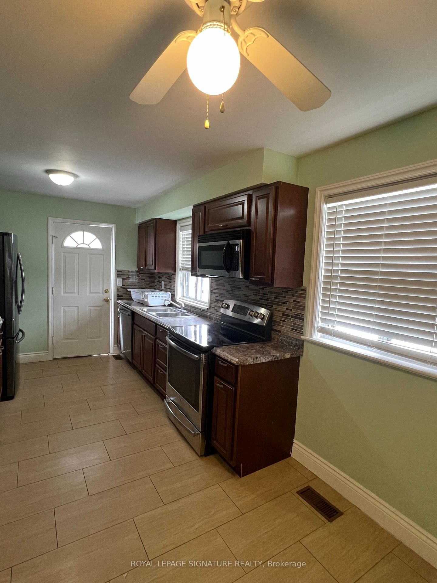 5 Wesley Street, Unit Main Floor - Photo 10