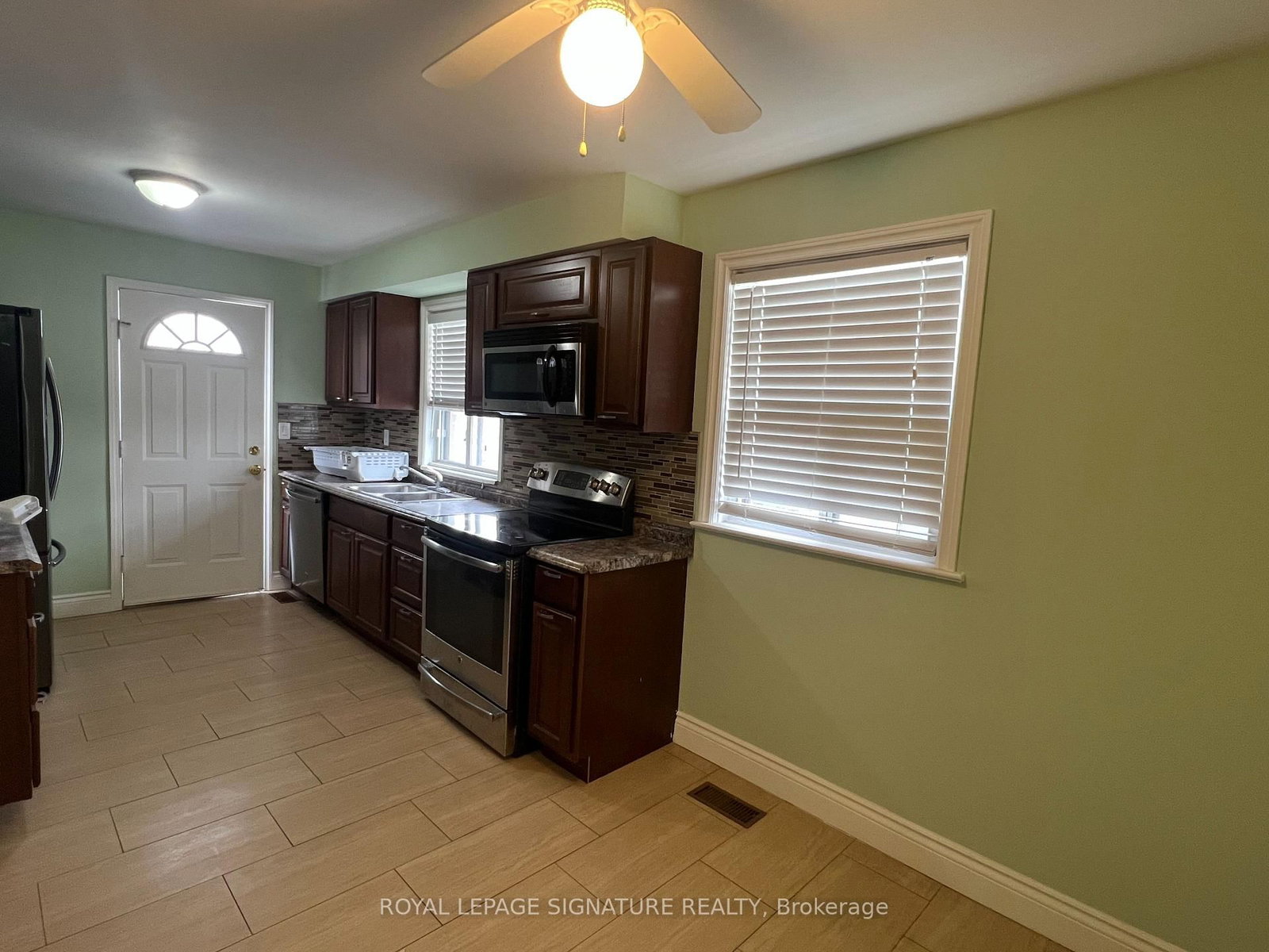 5 Wesley Street, Unit Main Floor - Photo 9