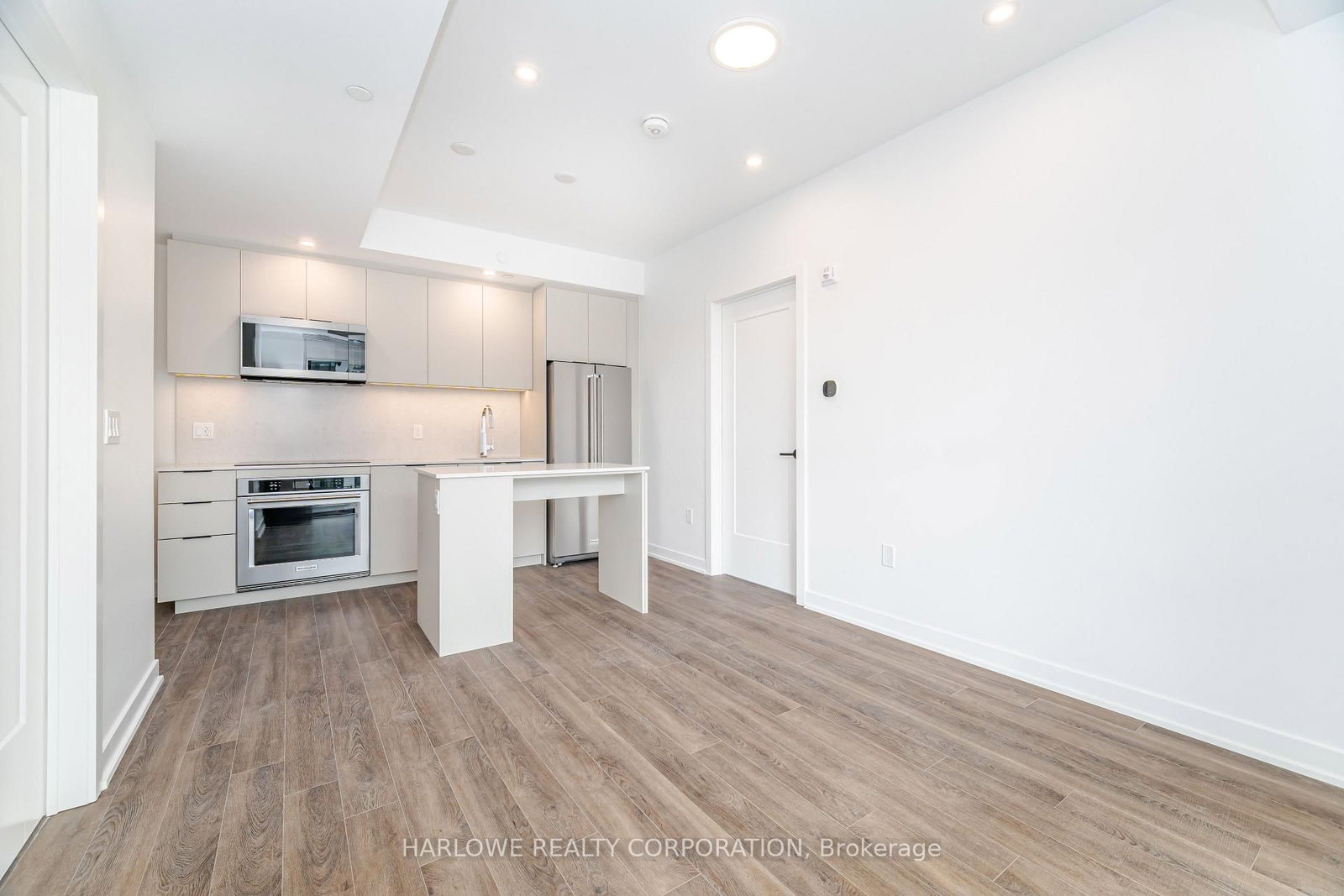 Condo for sale at 703-720 Whitlock Avenue, Milton, Ontario, L9E 2B5 - Cobban - MLS: W13016724