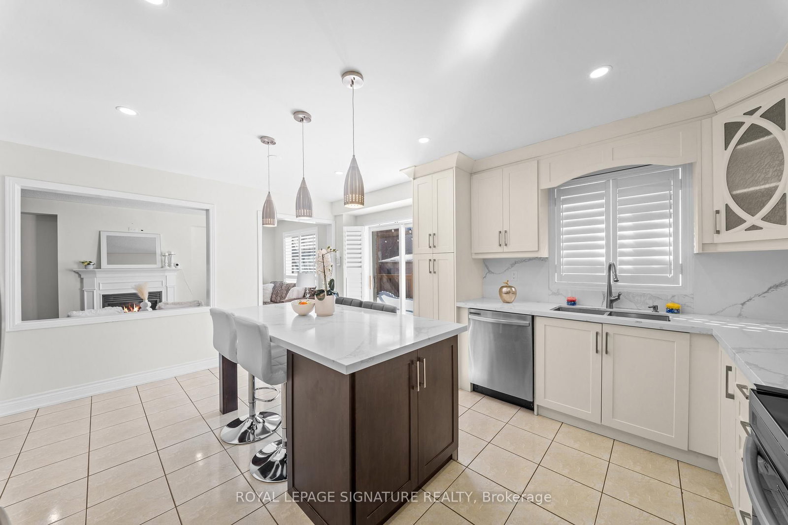 16 Newark Way, Unit Main/Upper - Photo 13