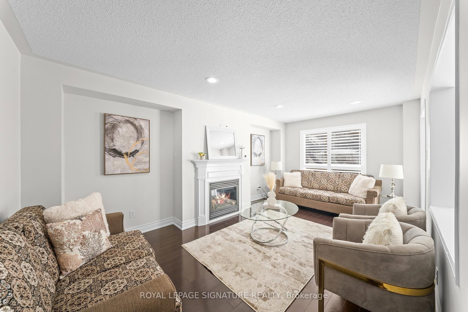 16 Newark Way, Unit Main/Upper - Photo 14