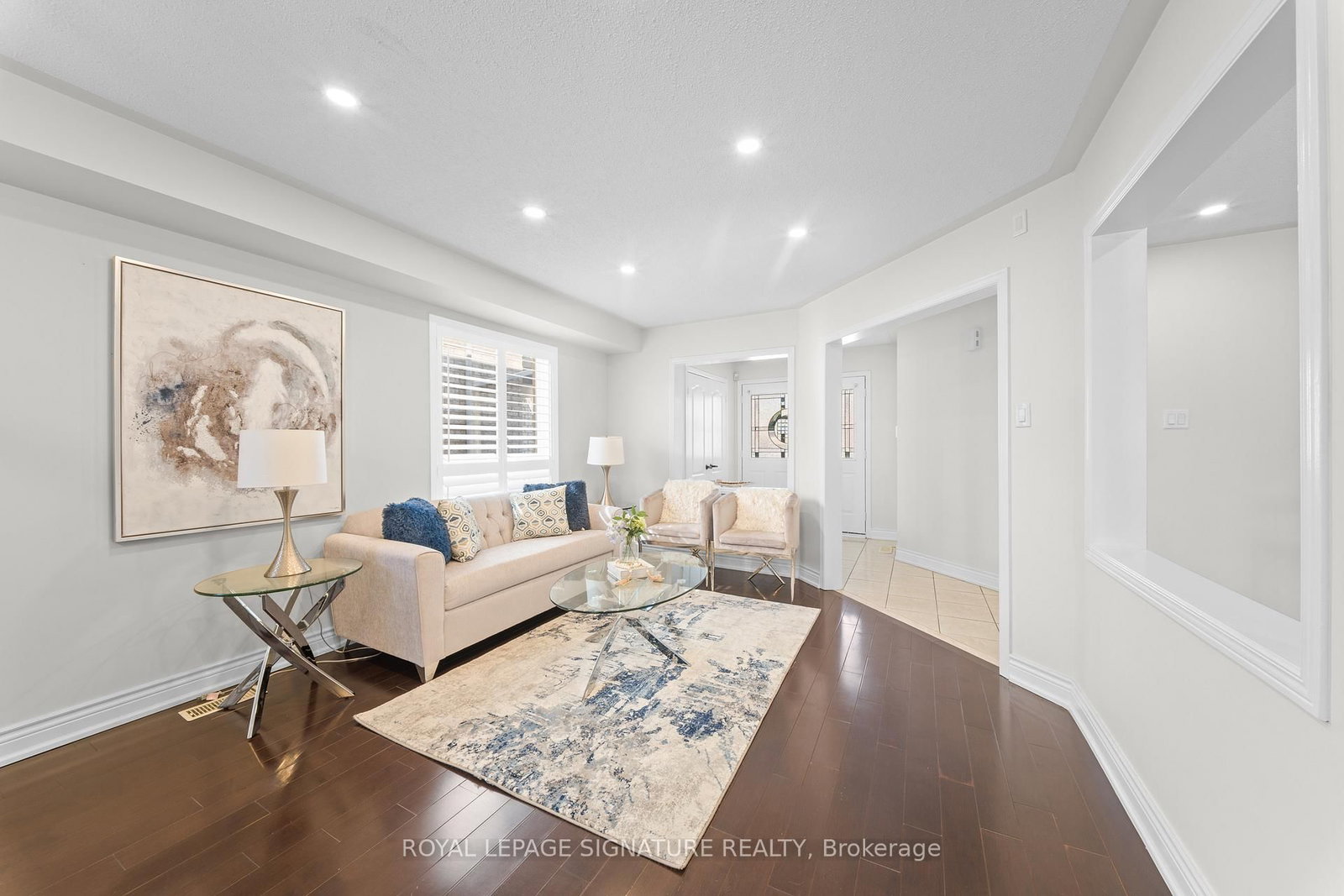 16 Newark Way, Unit Main/Upper - Photo 4