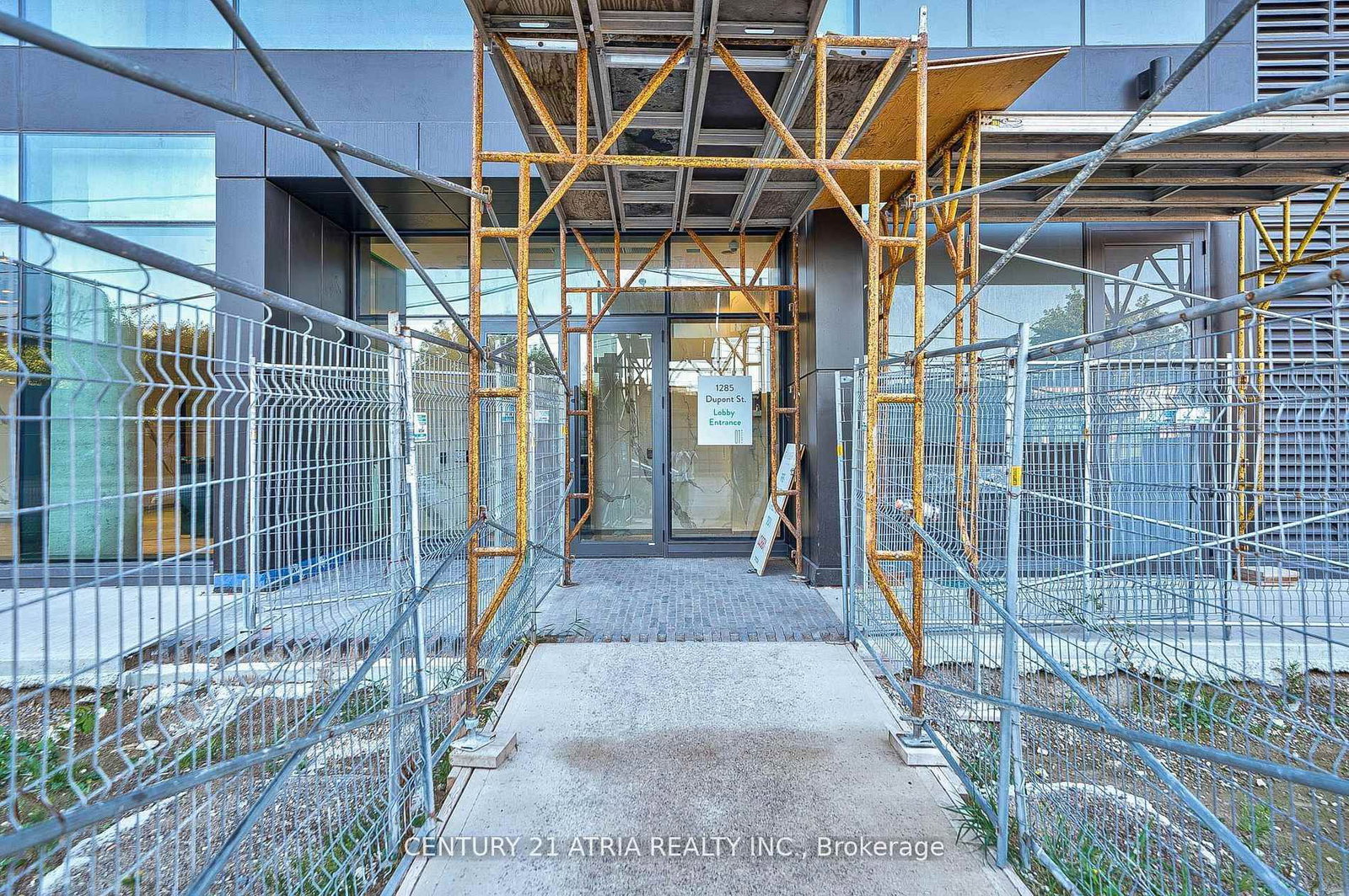 1285 Dupont Street, Unit 2002 - Photo 8