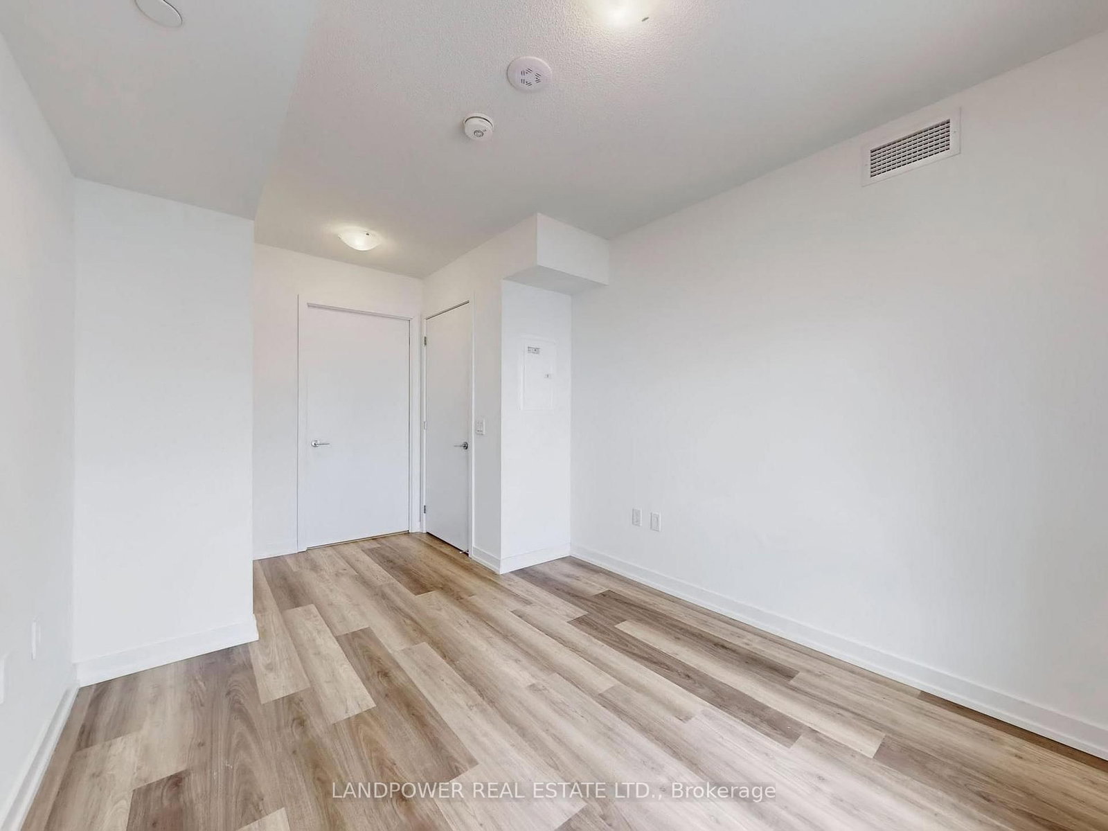 556 Marlee Avenue, Unit 528 - Photo 16