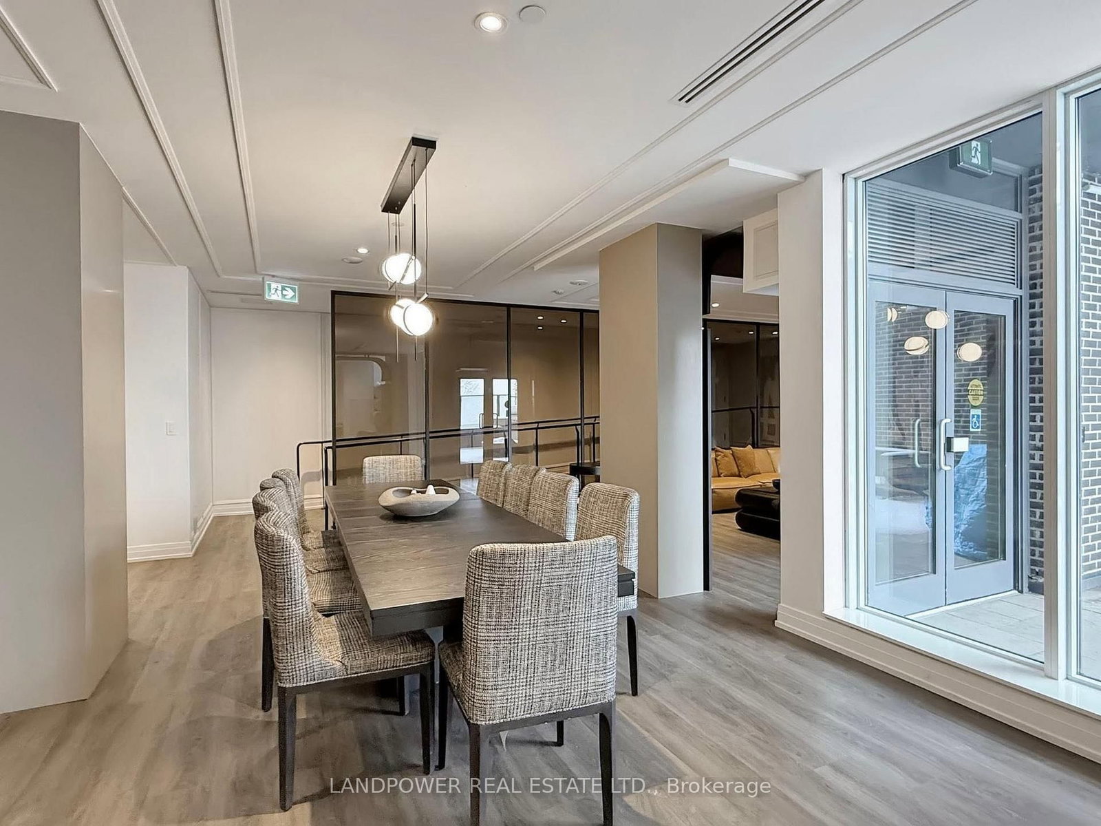 556 Marlee Avenue, Unit 528 - Photo 35