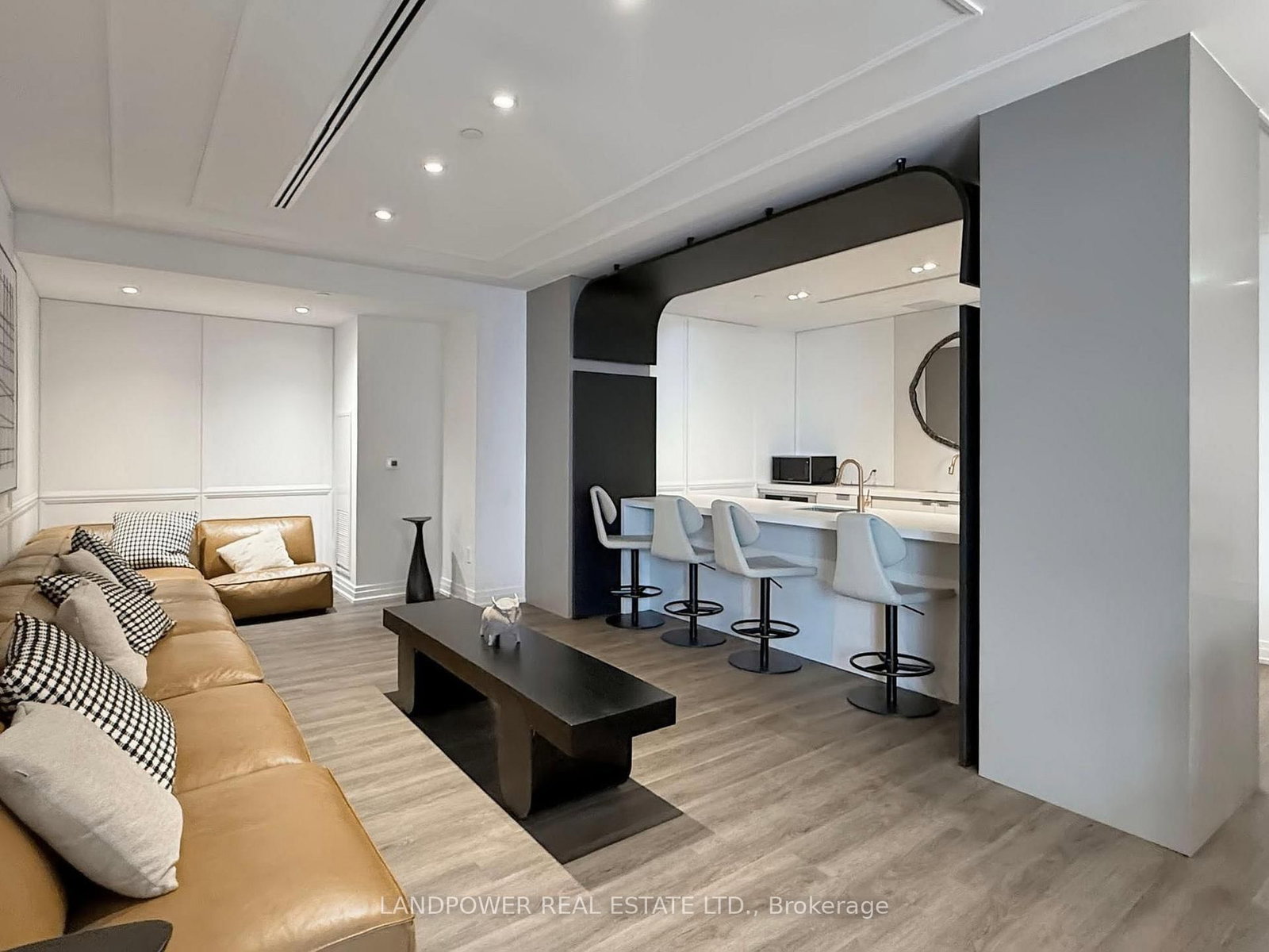 556 Marlee Avenue, Unit 528 - Photo 37