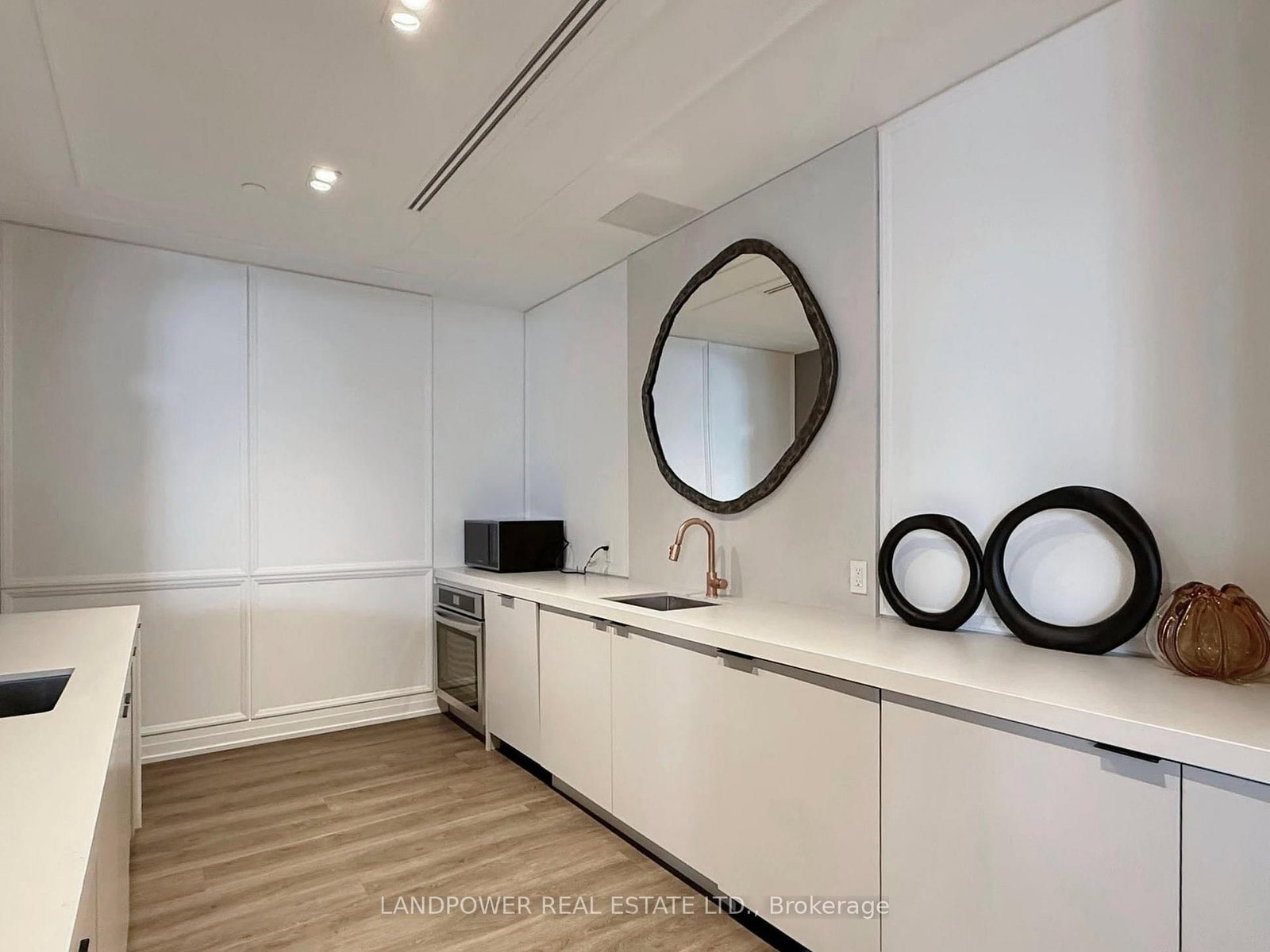 556 Marlee Avenue, Unit 528 - Photo 38