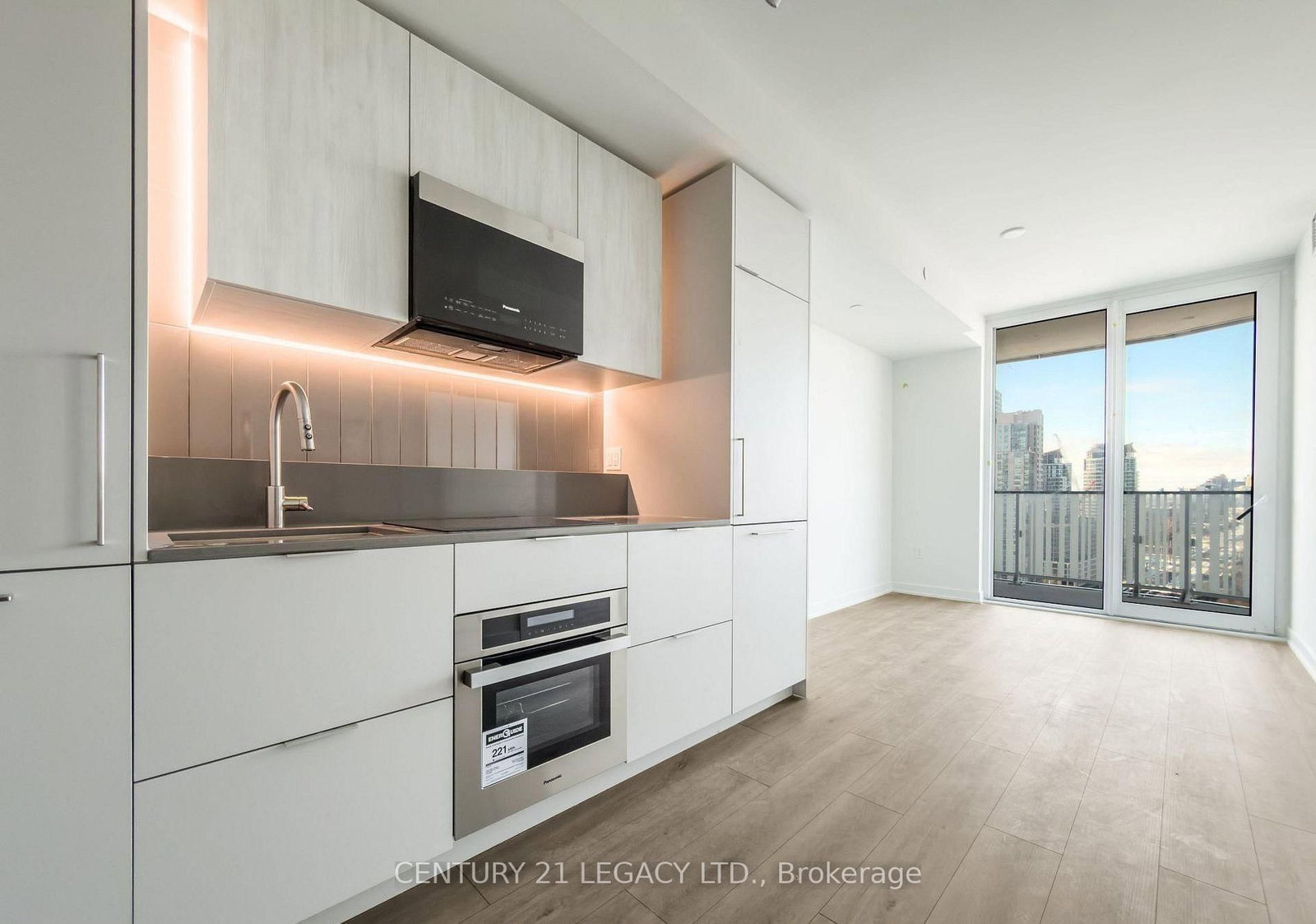 1 Fairview Road E, Unit 2105 - Photo 4