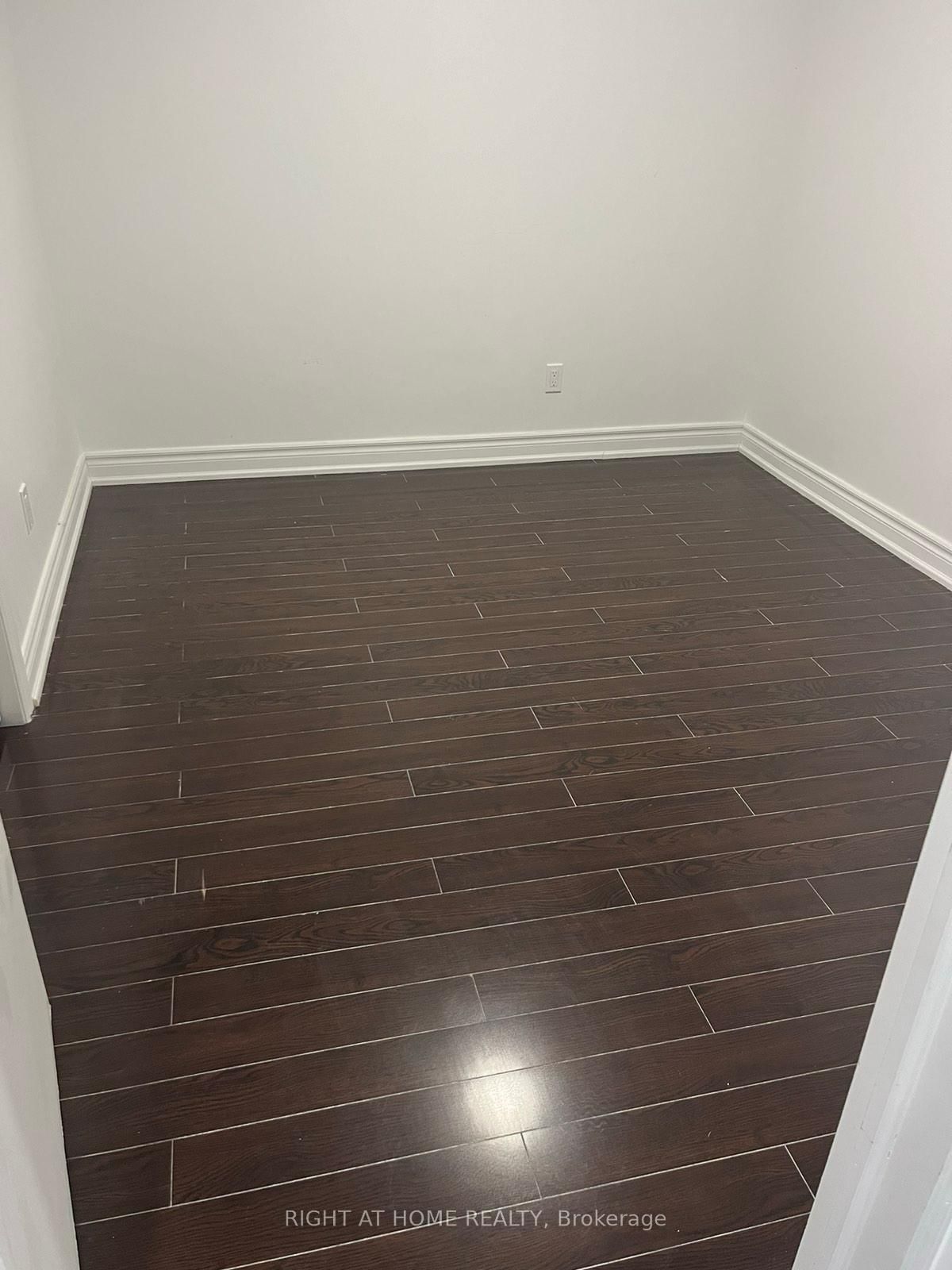 2802 Hollington Crescent - Photo 5