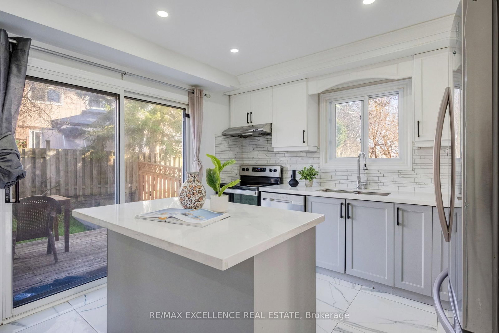 48 Traverston Court - Photo 17