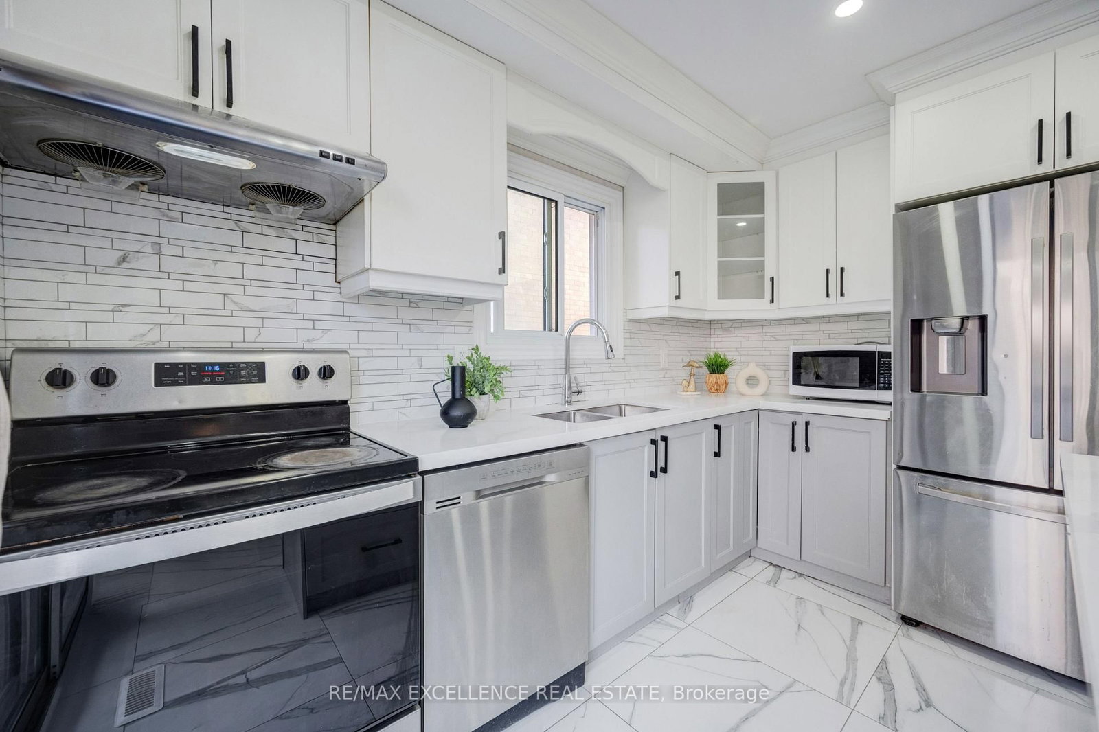 48 Traverston Court - Photo 19