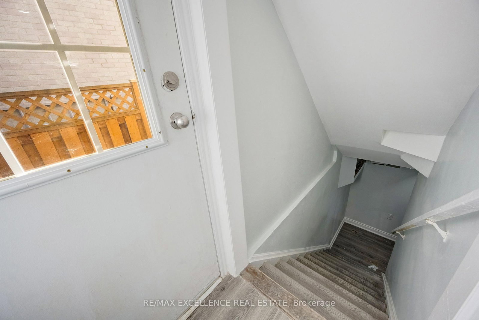 48 Traverston Court - Photo 31