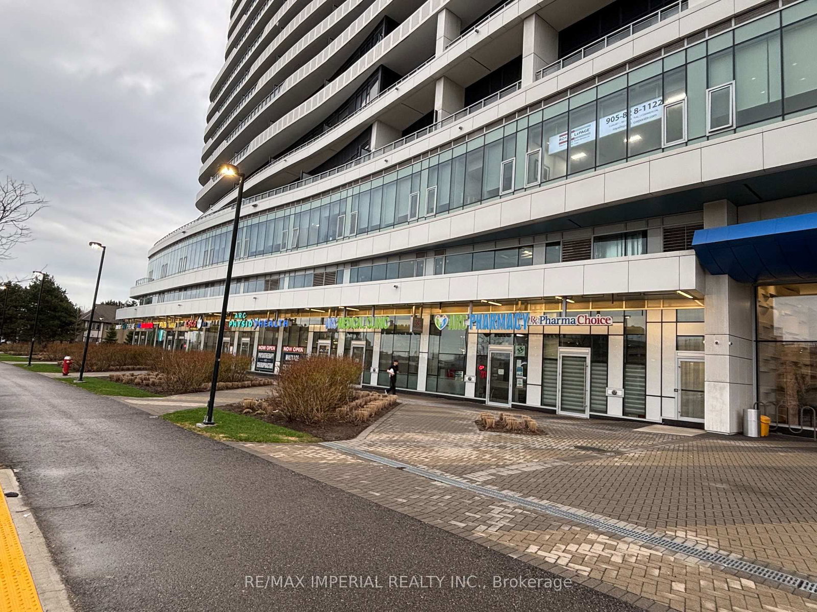 2520 Eglinton Avenue W, Unit 1607 - Photo 3