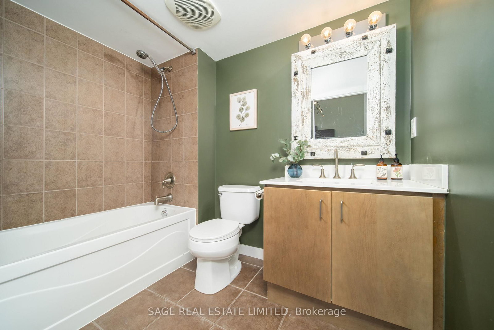 2 Fieldway Road, Unit 803 - Photo 11