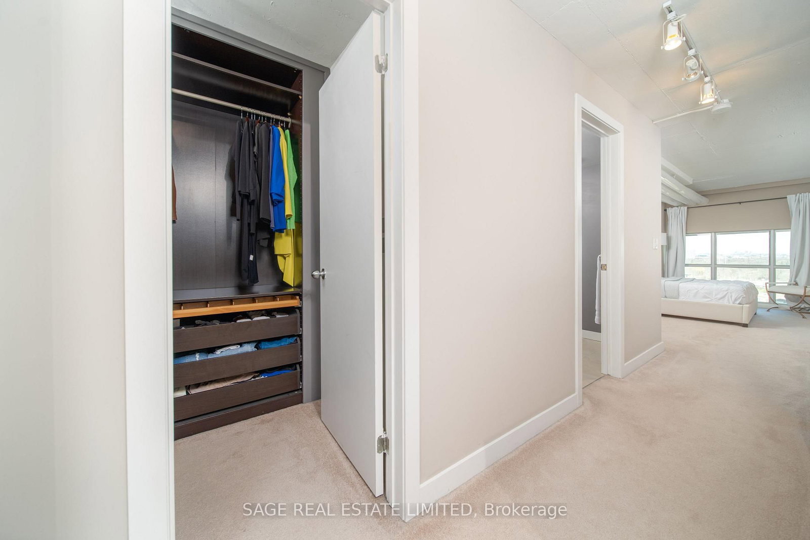 2 Fieldway Road, Unit 803 - Photo 18